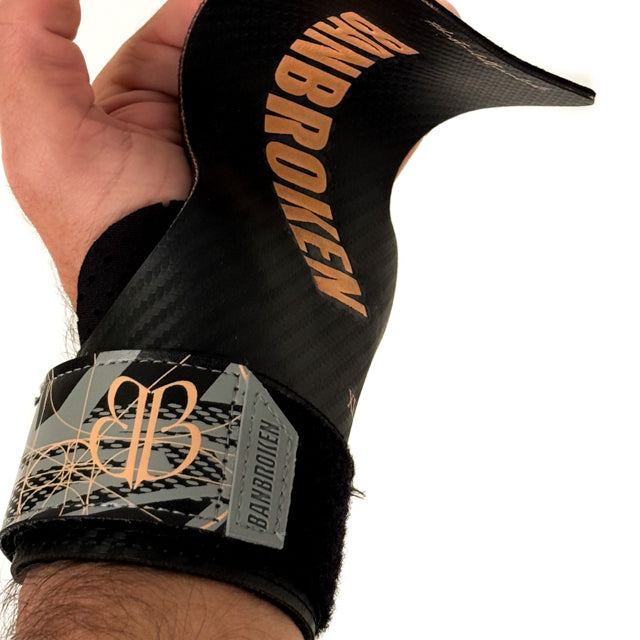 Calleras Da Vinci de Banbroken para dominadas y gimnasia, puestas en la mano